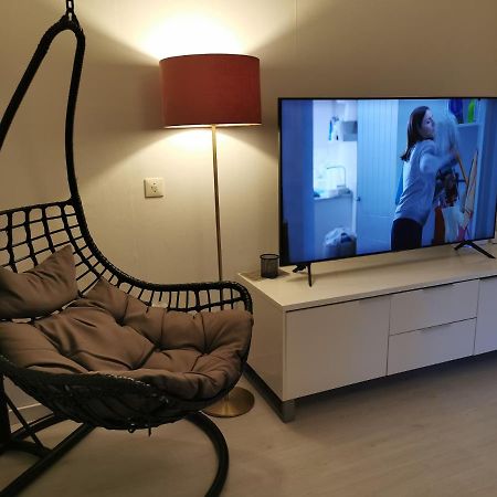 칼릭스 The White And Black House 빌라 외부 사진