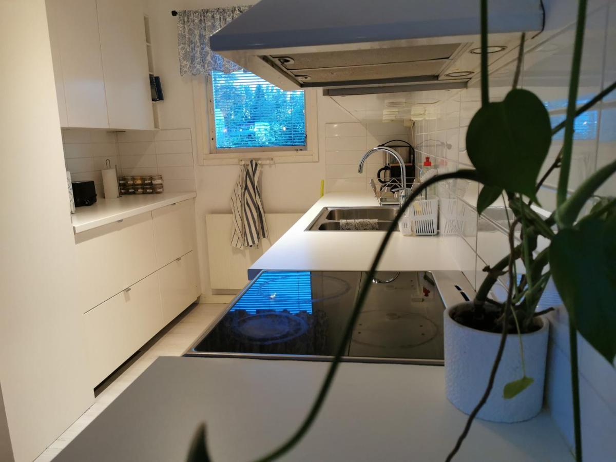 칼릭스 The White And Black House 빌라 외부 사진